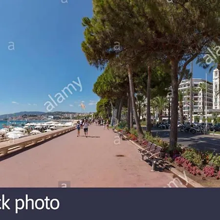 Centre Hoche, Palais Croisette Plages Appartement *