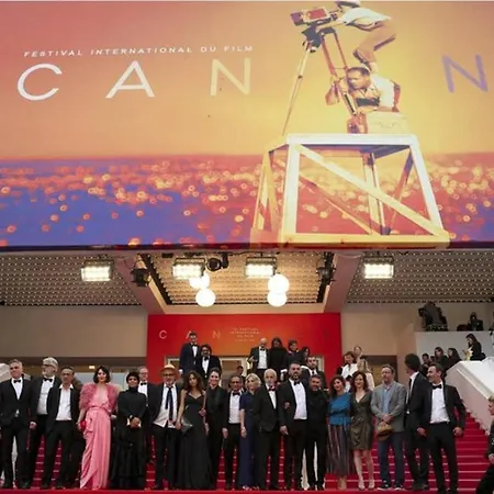 Centre Hoche, Palais Croisette Plages Cannes